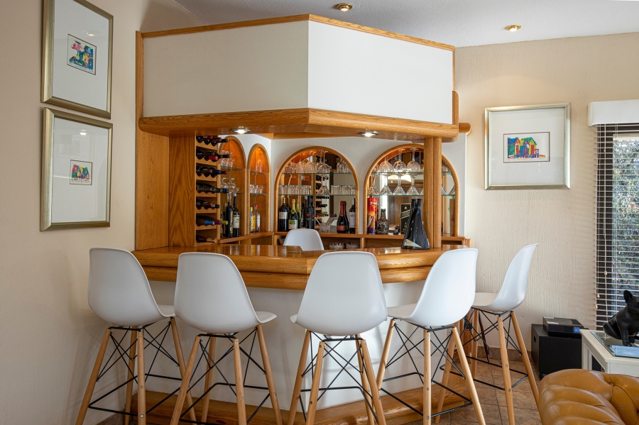 4 Bedroom Property for Sale in Boschenvaal River Front Lodges Free State